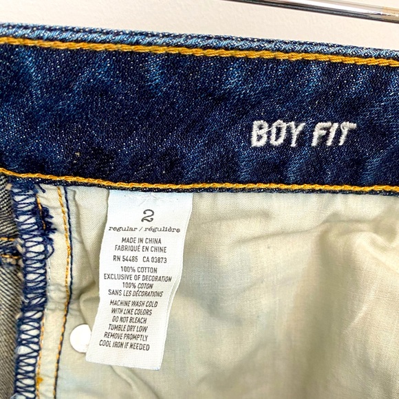 American Eagle, womens Boy Fit, size 2, regular, crop - Picture 3 of 3